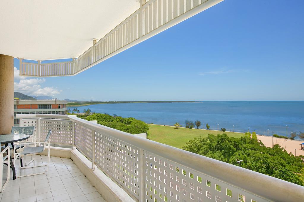 Ocean View Apartment *